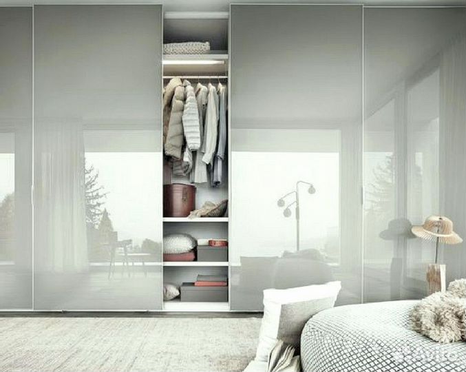 Двери купе в спальню