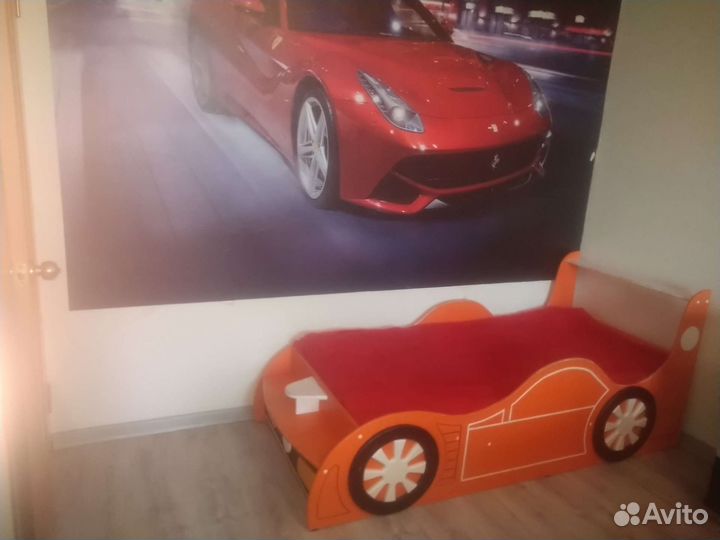 Детская кровать машина с матрасом