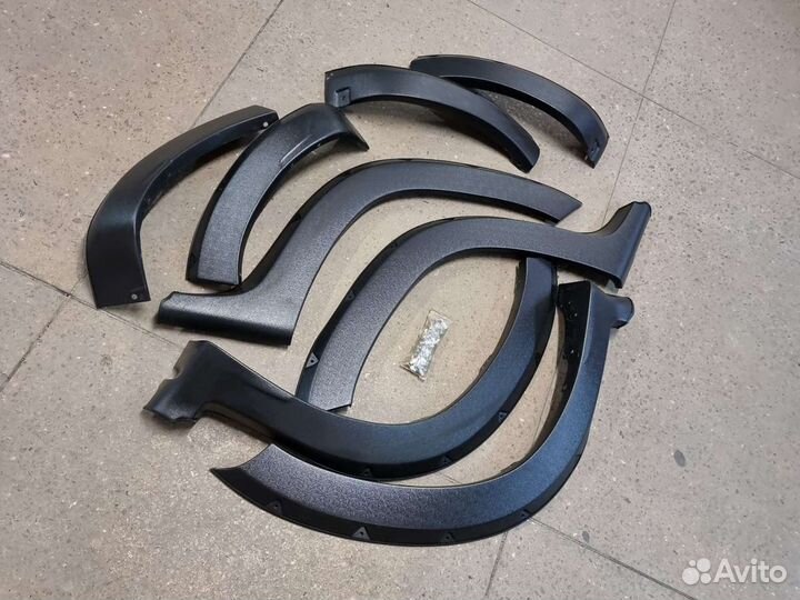 Расширители арок Renault Duster оффроад под болты