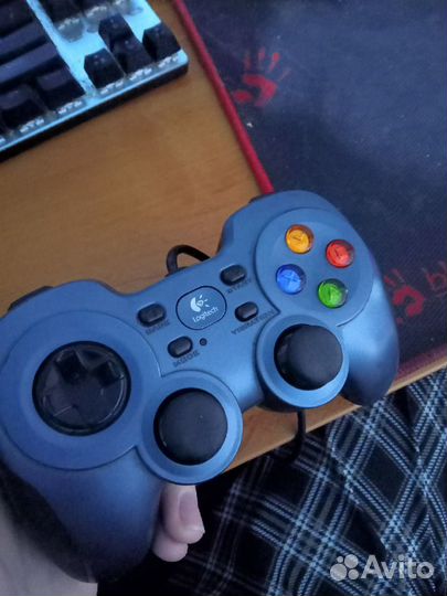 Геймпад Logitech Gamepad F510