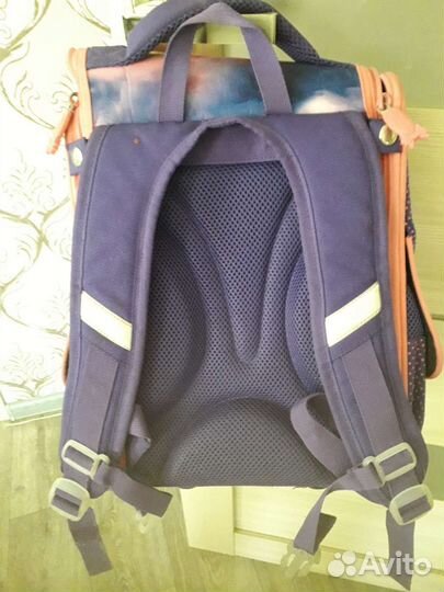 Школьный рюкзак