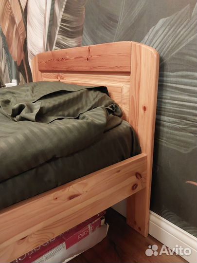 Кровать односпальная с матрасом бу массив сосны