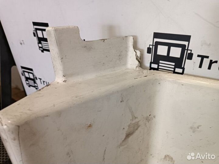 Корпус подножки левый Man Tgx