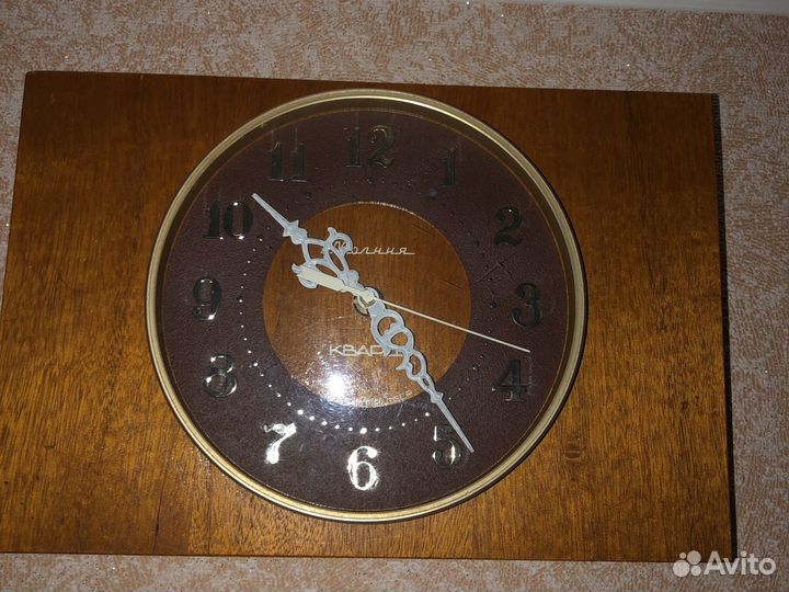 Часы настенные СССР молния
