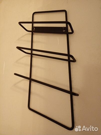 Металлическая полка для вина