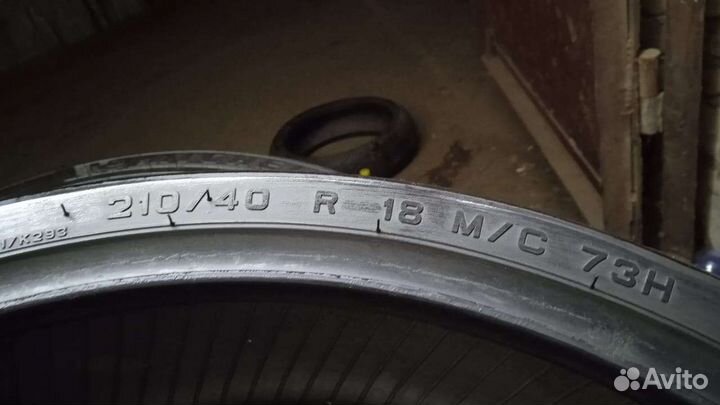 Мото шина 210 40 18 metzeler me 880 marathon