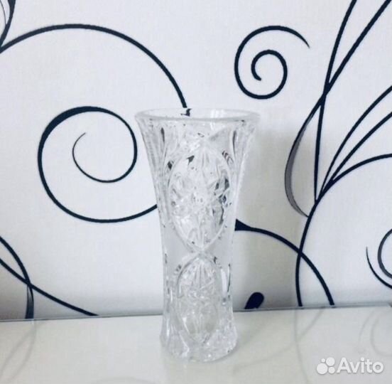 Ваза для цветов хрусталь белая стекло