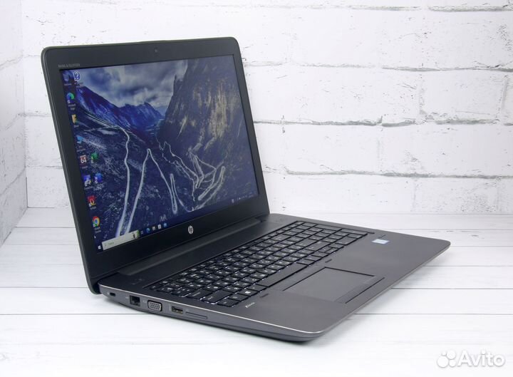 Ноутбук HP ZBook 15 G3 i7/16/512/m1000m