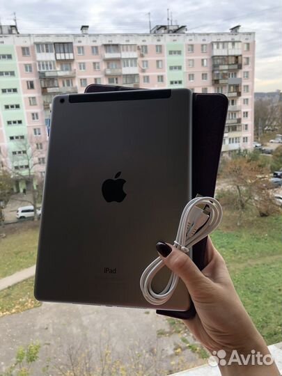 iPad Air 32гб WiFi+Sim