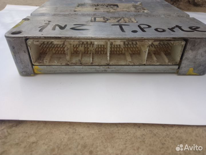 Эбу Toyota Porte 8966152171