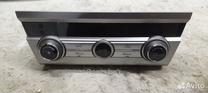 Блок климата на Subaru Legacy Outback BS9 2015г