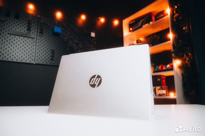 Ноутбук HP Pavilion 13 - i7, 8Gb, 256Gb