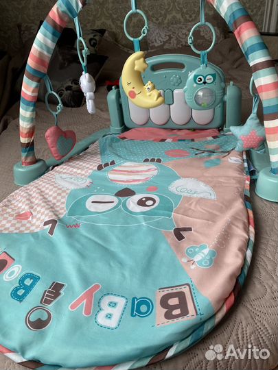 Развивающий коврик с пианино