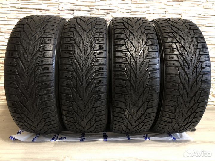 Nokian Tyres Hakkapeliitta R2 SUV 235/60 R18 107R