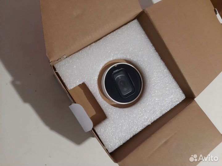 Камера видеонаблюдения купольная