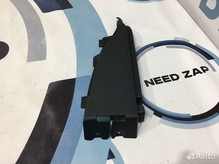 Держатель полки задний правый Kia Ceed ED G4FC