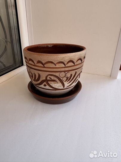 Керамические горшки для цветов