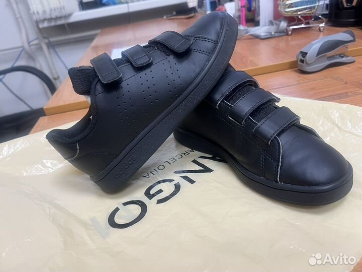 Кроссовки Adidas размер 32