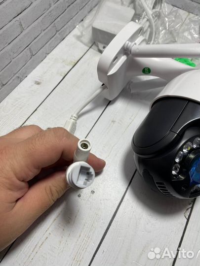 Поворотная Wi-Fi IP камера