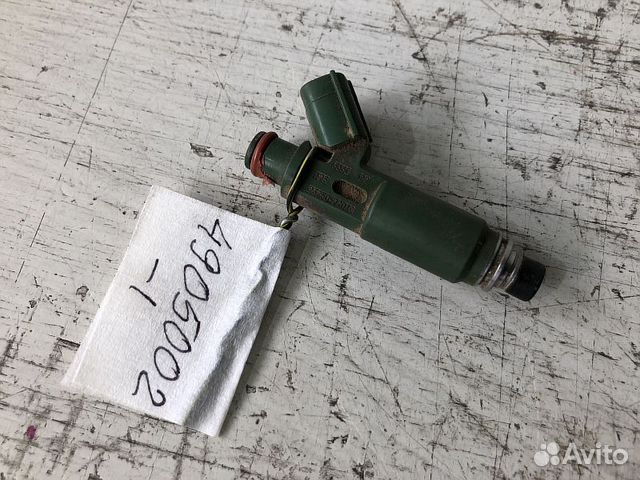 Форсунка топливная Toyota 1ZZ-FE 1NZ-FE