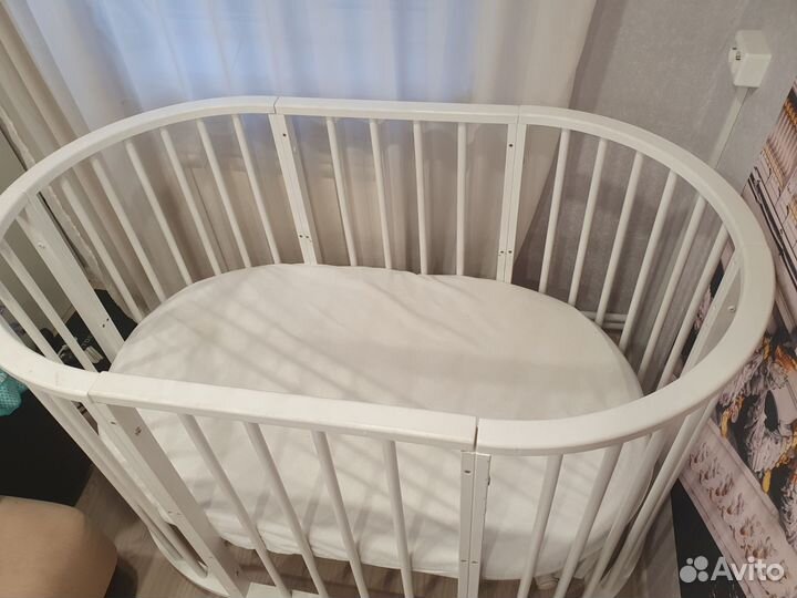 Детская кроватка трансформер с маятником