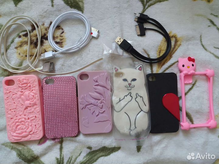 Чехлы, зарядники на айфон 4s