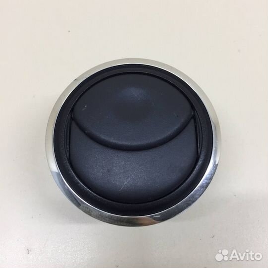 Дефлектор воздушный Nissan Terrano D10 2014