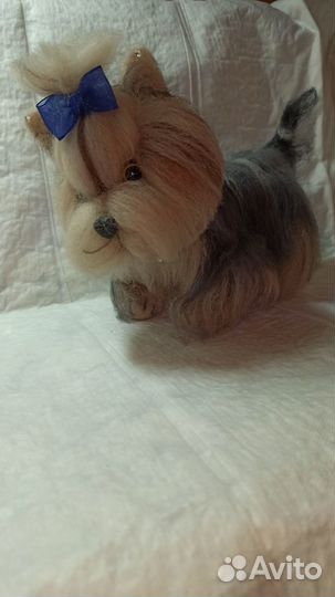 Игрушка-сувенир из натуральной шерсти