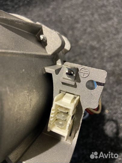 Двигатель от стиральной машины Electrolux