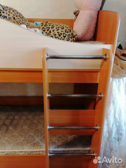 Двухъярусная кровать бу
