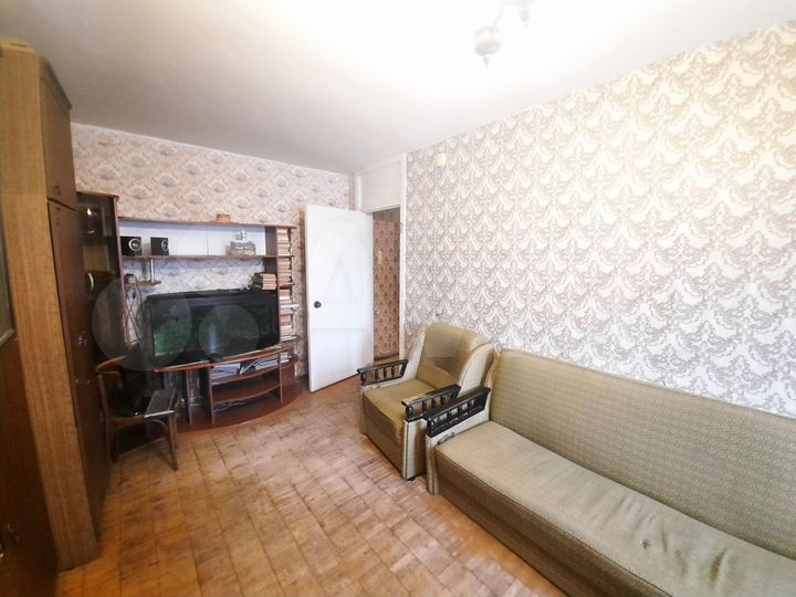 2-к. квартира, 52 м², 5/5 эт.