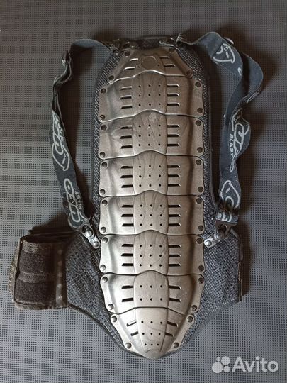 Защита спины UFO Plast