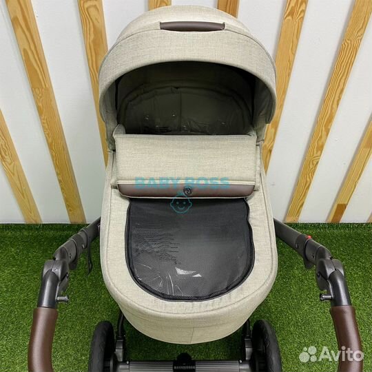 Коляска Roan Bloom