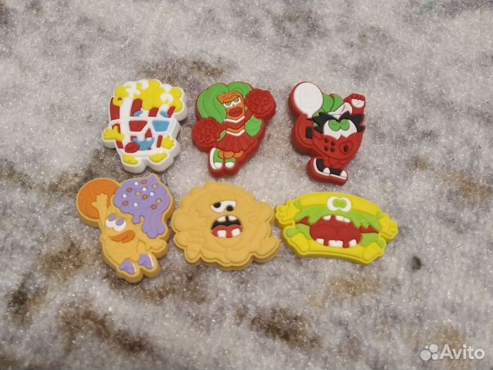 Значки коллекционные DZи