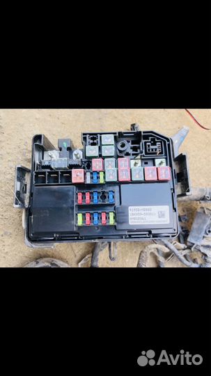 Подкапотный монтажный блок хундай крета 1.6 МКПП