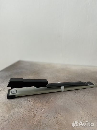 Степлер большой