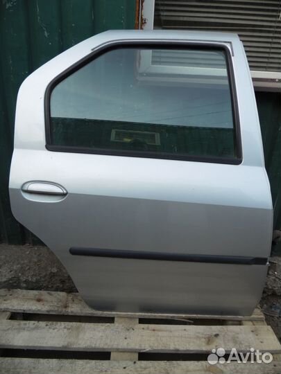 Дверь задняя правая Рено Логан 1