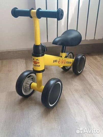 Детский беговел новый