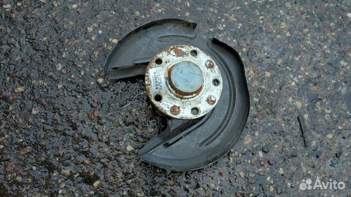 Ступица (кулак, цапфа) правая задняя Volkswagen Jetta 7 2018