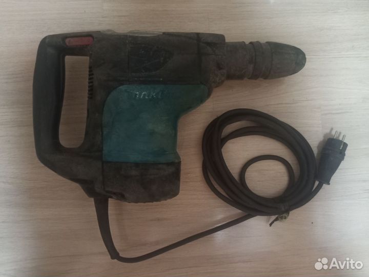 Перфоратор Makita HR 4501c