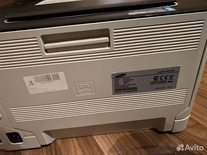 Принтер лазерный цветной