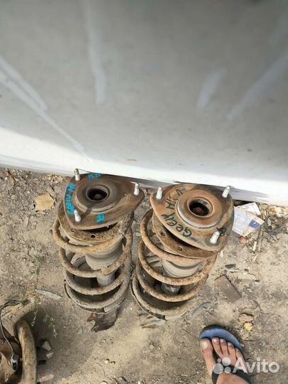 Стойки передние geely mk в сборе