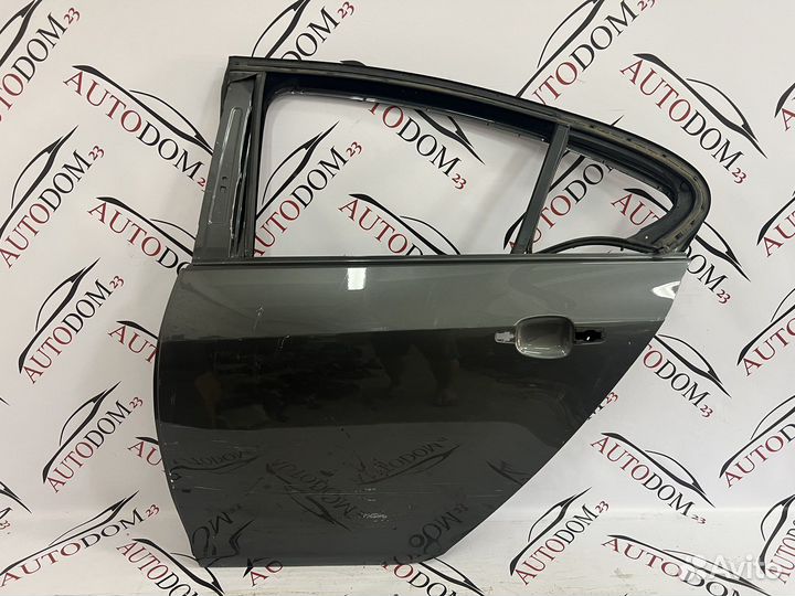 Дверь задняя левая Opel Insignia