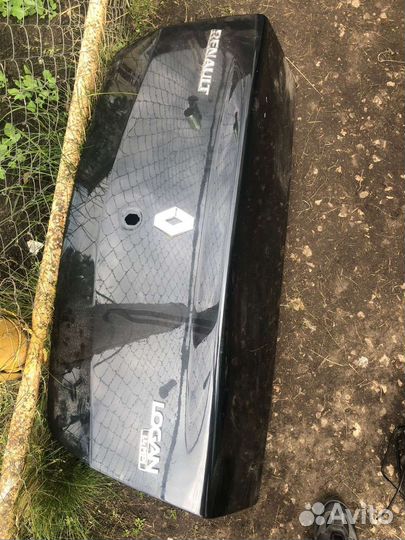 Крышка багажника Renault logan