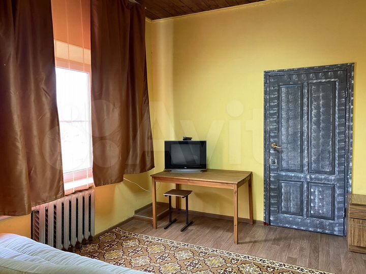 Дом 40 м² на участке 4 сот.