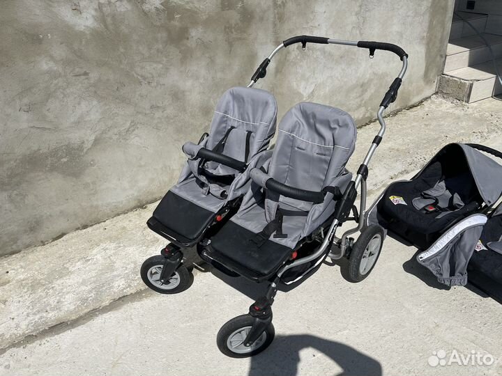 Коляска для двойни Mikado Tween Delux 3 в 1