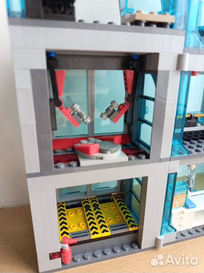 Lego 76038 Attack on Avengers Tower