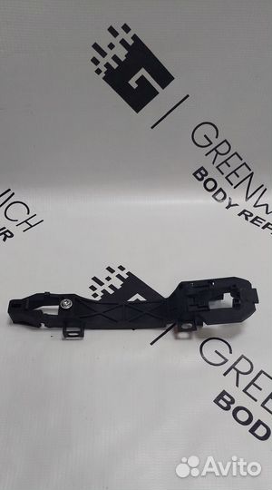 Кронштейн ручки передний левый Geely Coolray