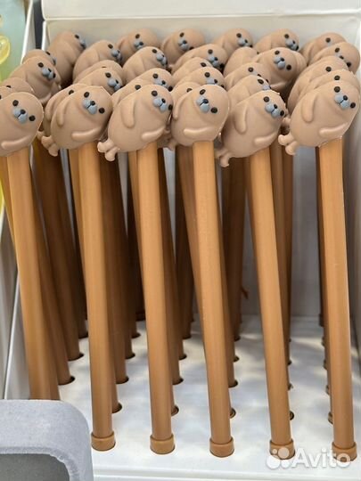 Ручка для письма в школу