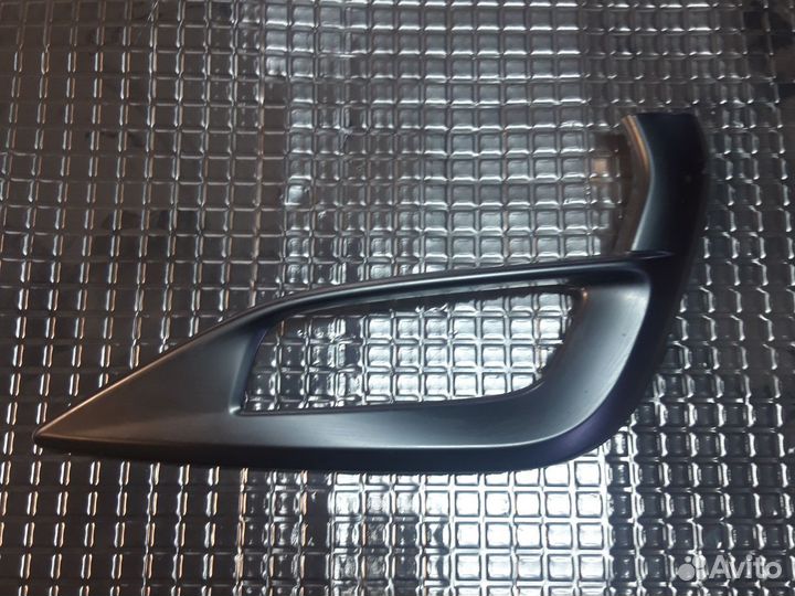 Накладка птф Geely Atlas